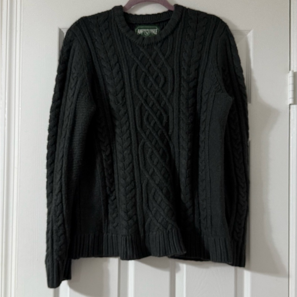 American Eagle Gray Cable Knit Sweater Men's M Classic Crewneck Pullover Layer